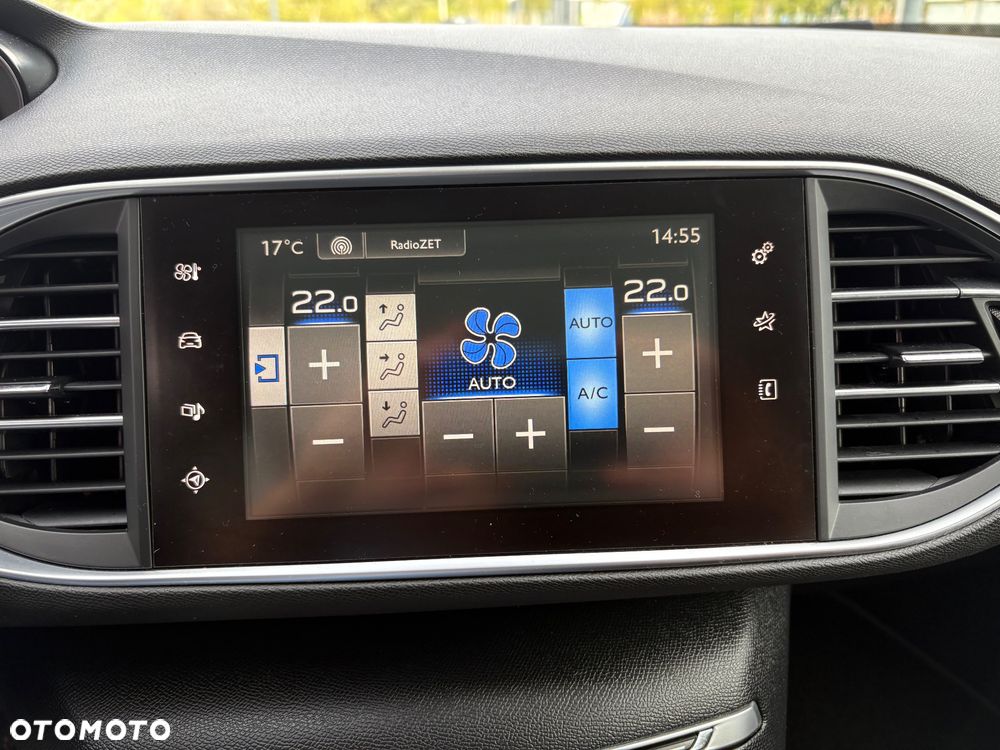 Peugeot 308 1.6 BlueHDi Allure S&S - 19