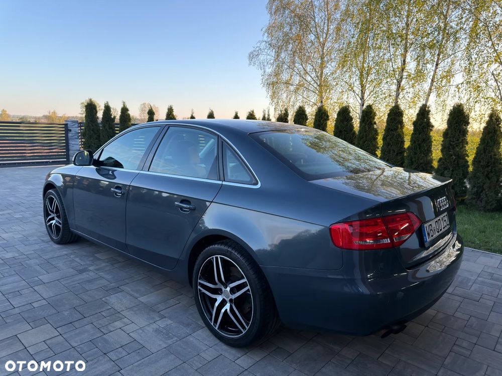 Audi A4 Limousine 1.8 TFSI Limited Edition - 17