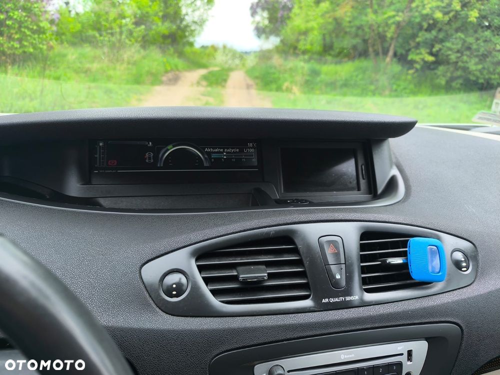 Renault Scenic - 10
