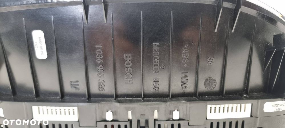 LICZNIK ZEGAR MERCDES-BENZ  A2219009301 - 2