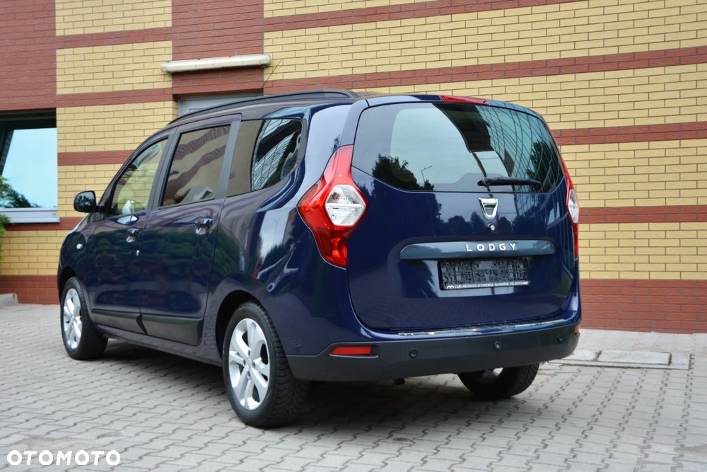 Dacia Lodgy 1.6 MPI 85 Laureate - 35