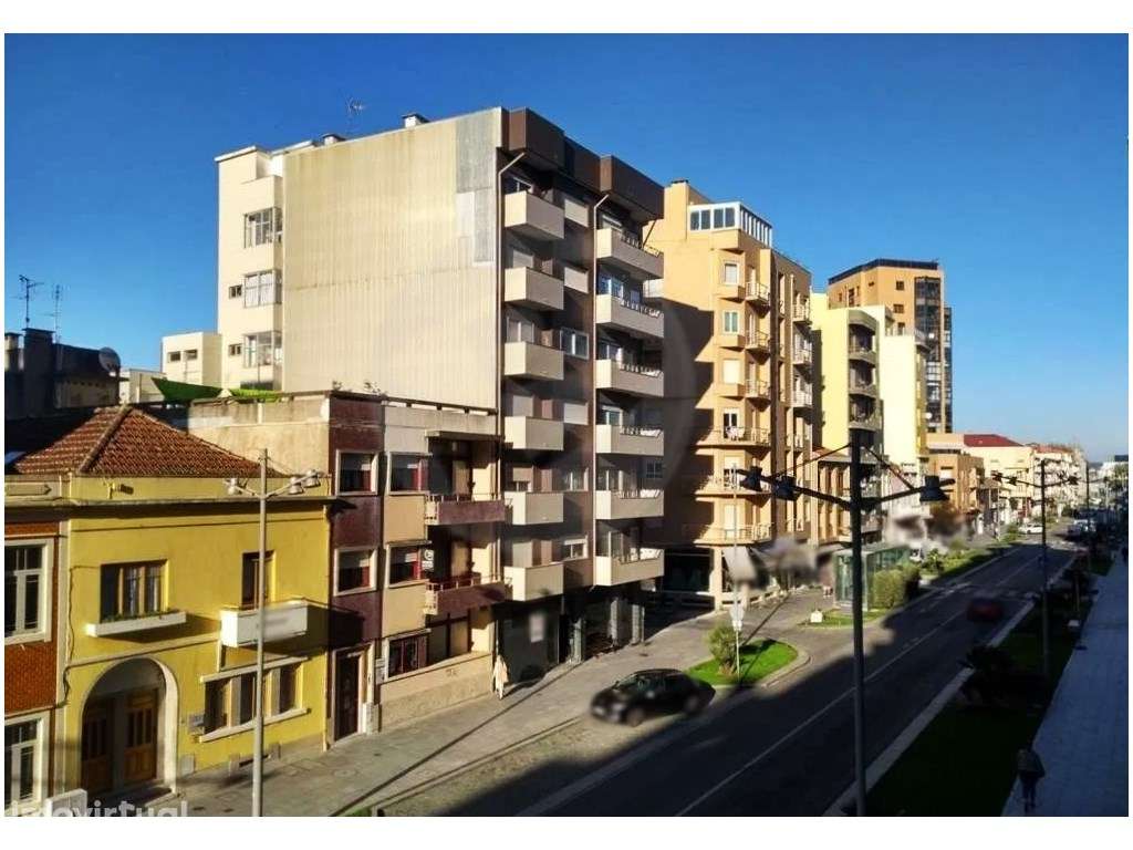 Trespasse de Loja Comercial com 235m2 em Póvoa de Varzim - Grande imagem: 5/25