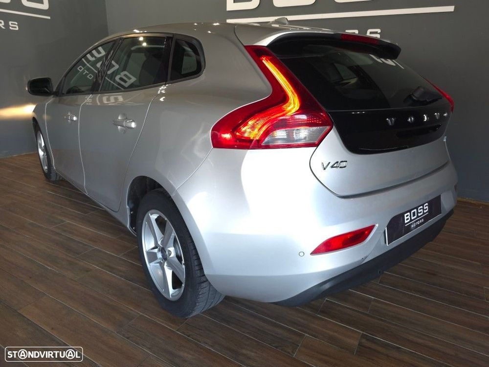 Volvo V40 1.6 D2 Momentum - 12