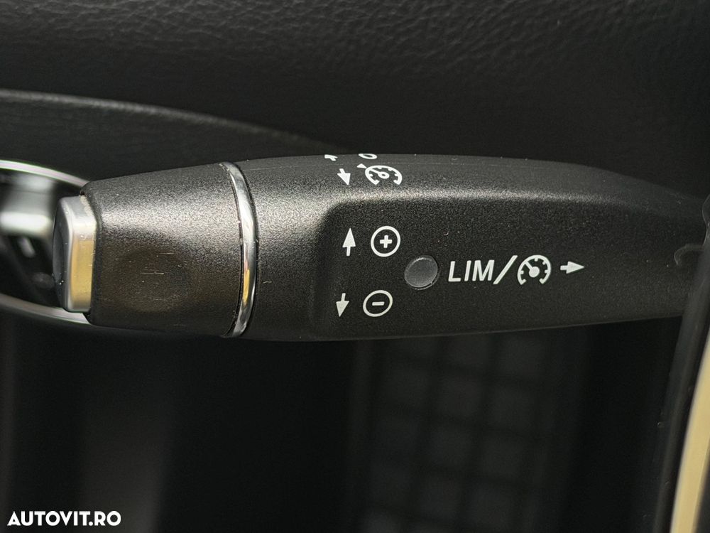 Mercedes-Benz CLA 180 d 7G-DCT - 30