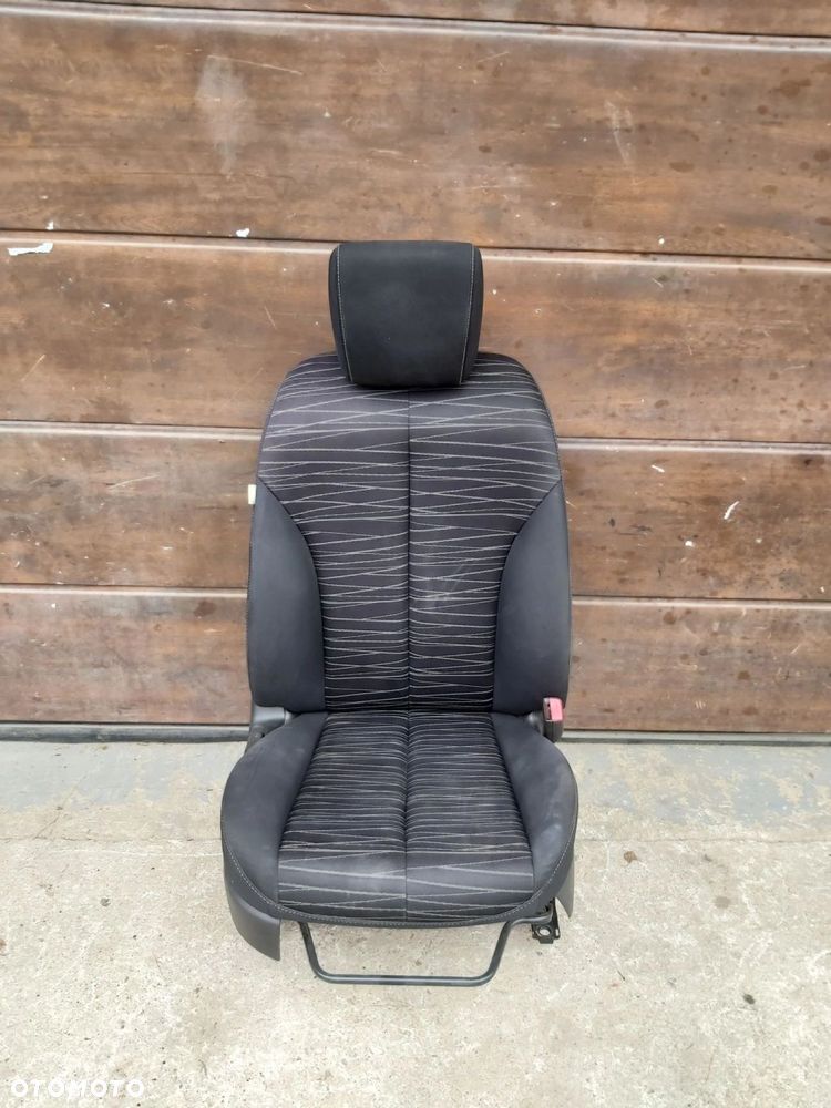 MAZDA 2 II DE fotel prawy przód air bag 3D - 1