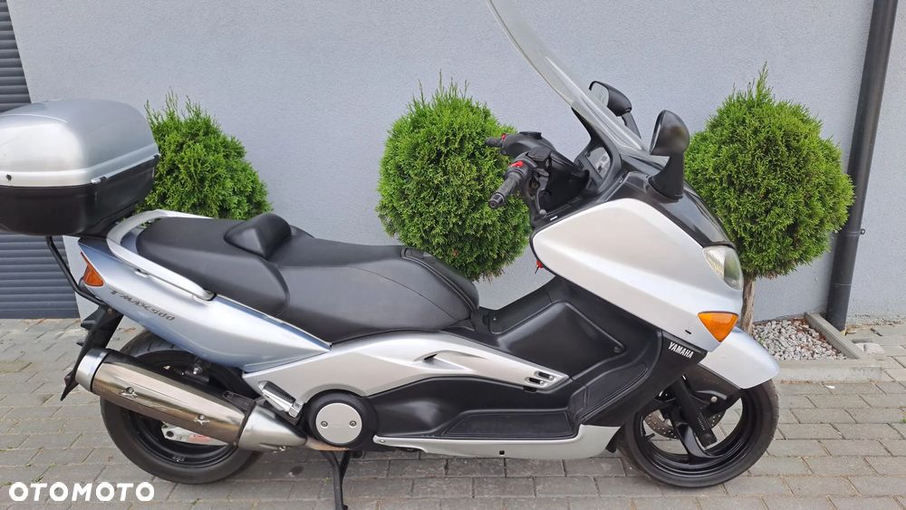 Yamaha Tmax - 23
