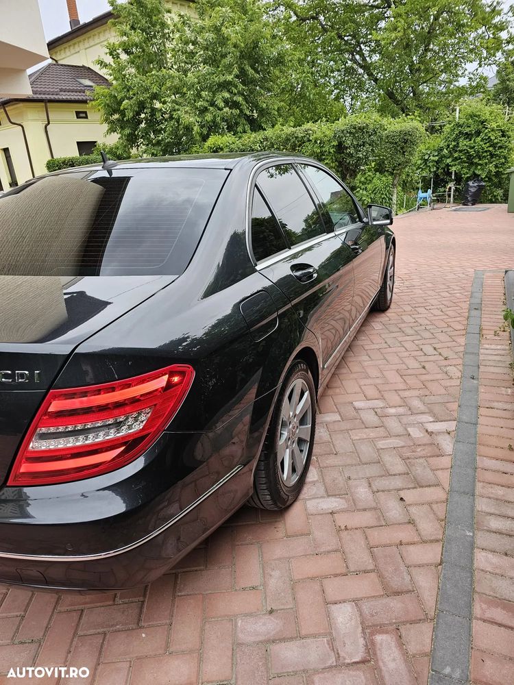 Mercedes-Benz C - 2