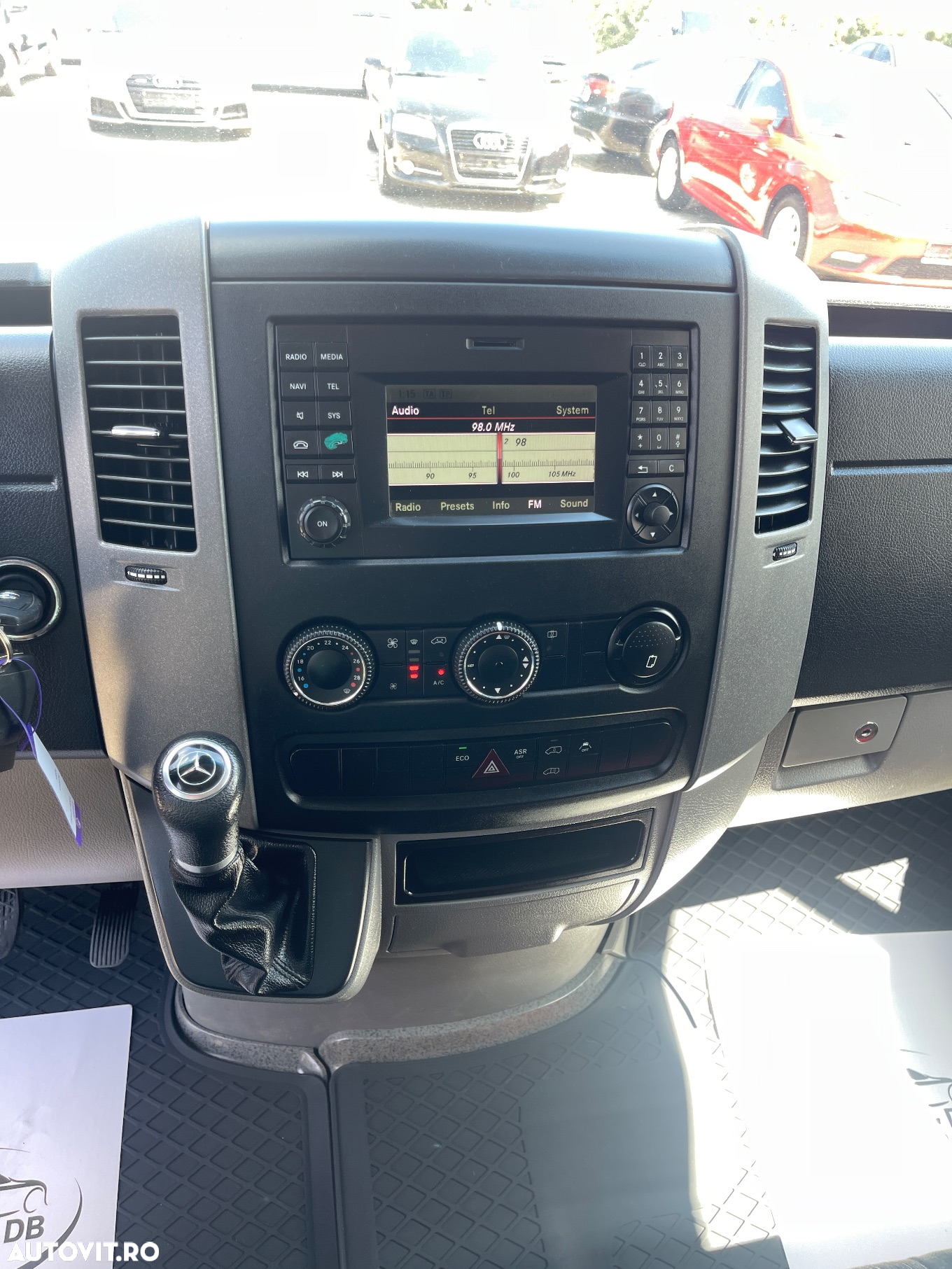 Mercedes-Benz Sprinter 519 3.0CDI V6 AUTOMAT MEDIU 2CULISANTE - 28
