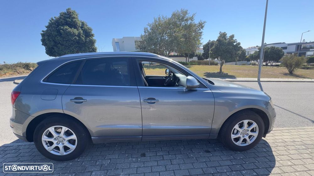 Audi Q5 2.0 TDi Business Line - 4
