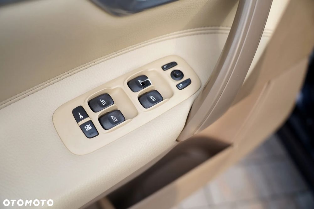 Volvo S60 2.4 Summum - 26