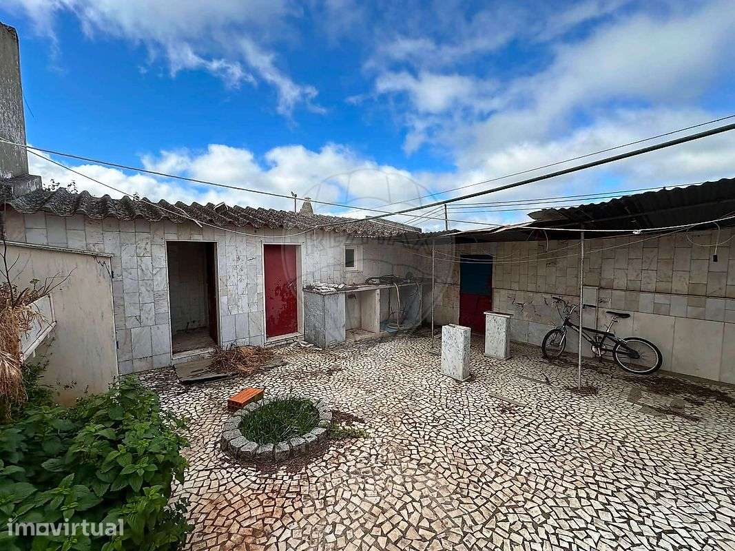 Moradia T2 para venda - Grande imagem: 3/13