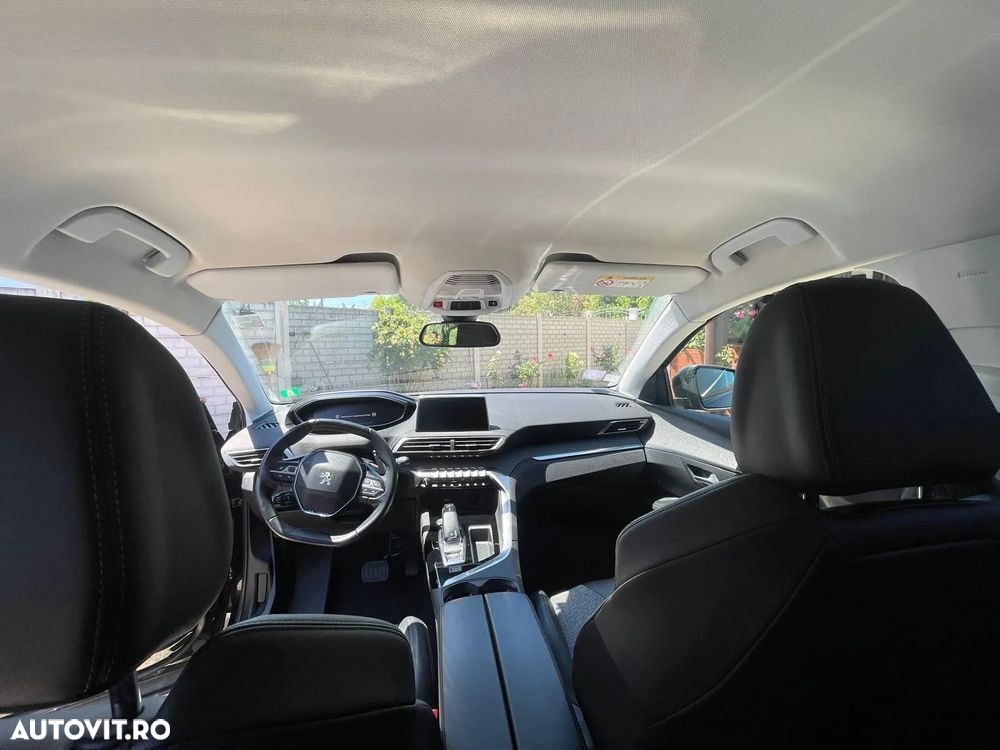 Peugeot 3008 PureTech 130 Stop & Start GPF EAT8 Allure Pack - 11