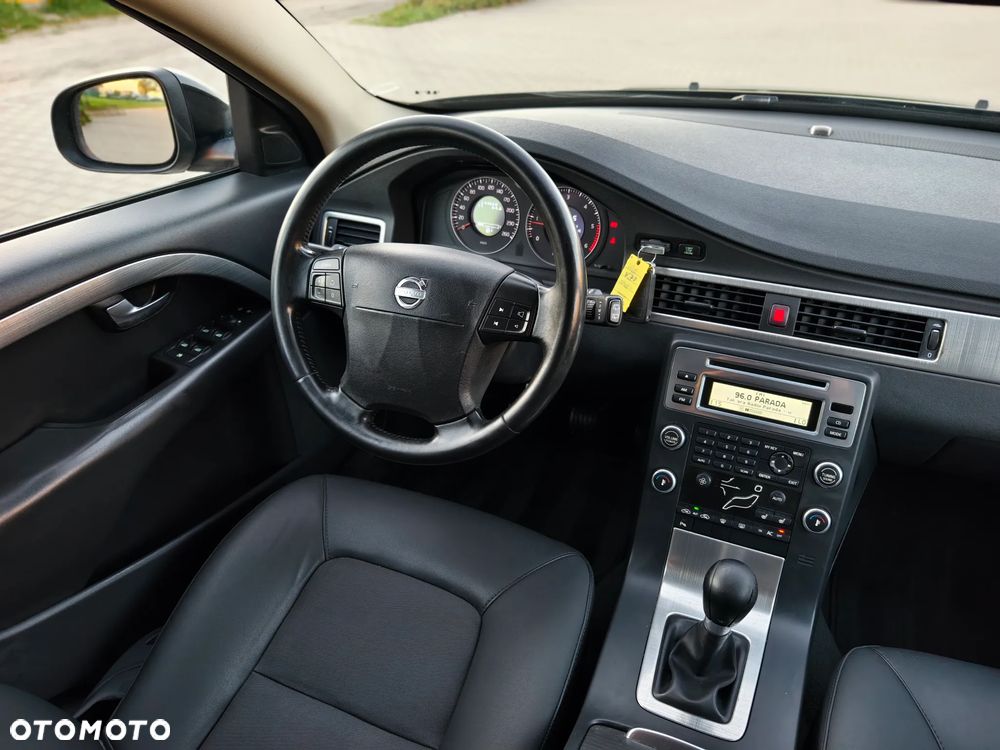 Volvo V70 2.0D Momentum - 11