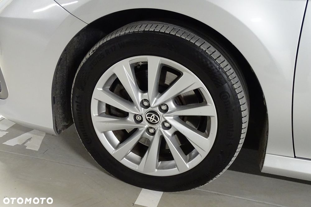 Toyota Camry 2.5 Hybrid Comfort CVT - 14