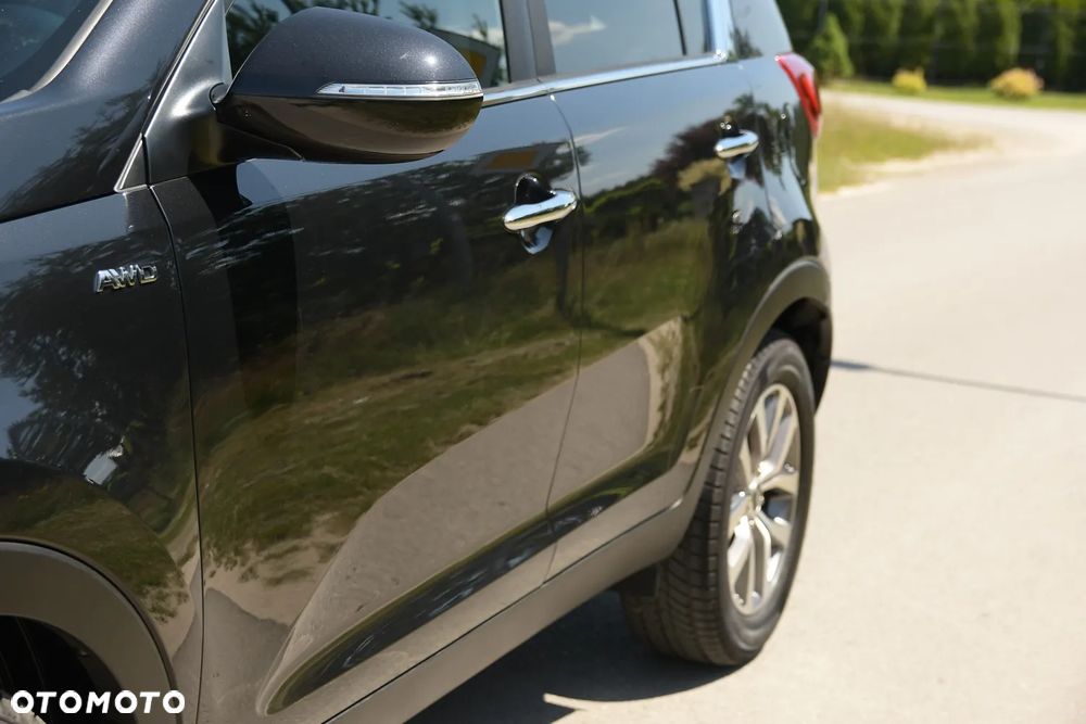 Kia Sportage 2.0 CRDI L AWD - 13