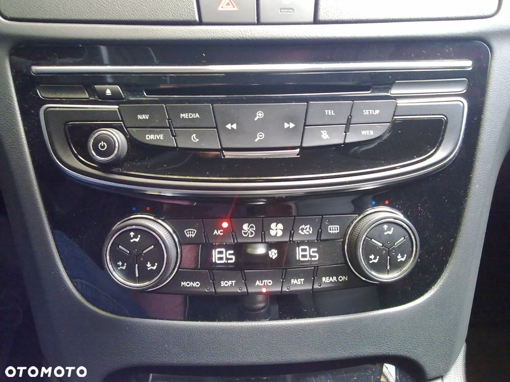 Peugeot 508 BlueHDi FAP 180 Automatik Stop&Start Allure - 22