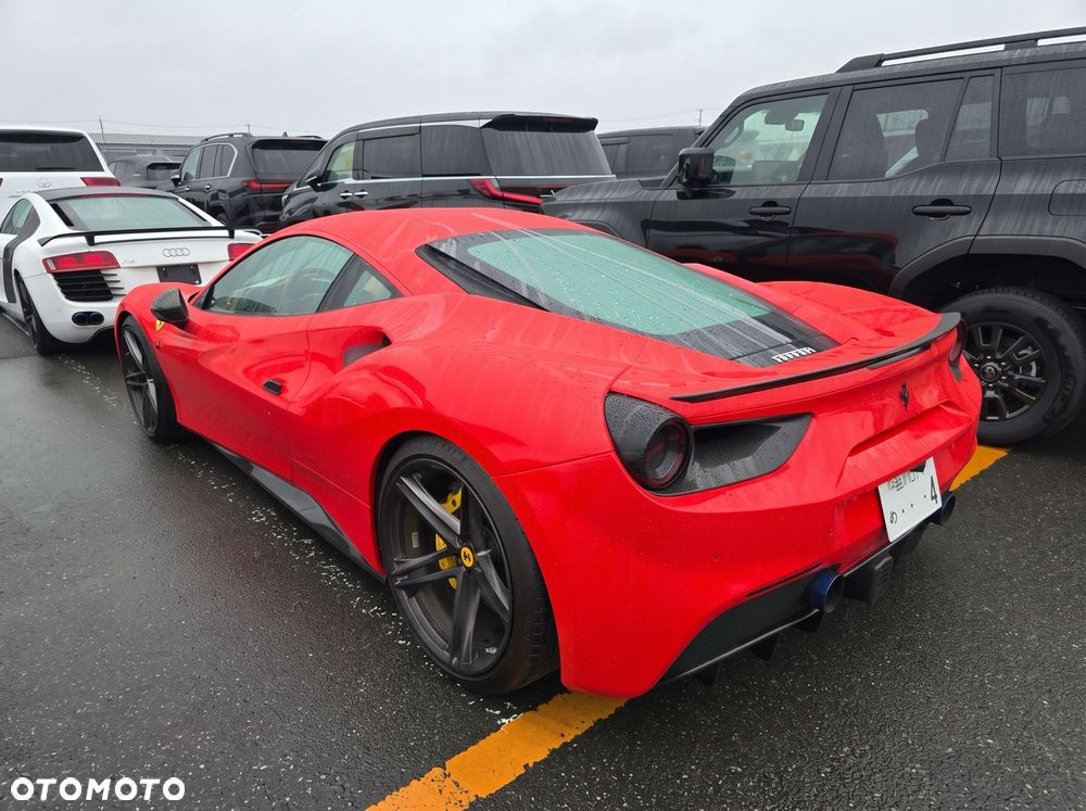 Ferrari 488 - 5
