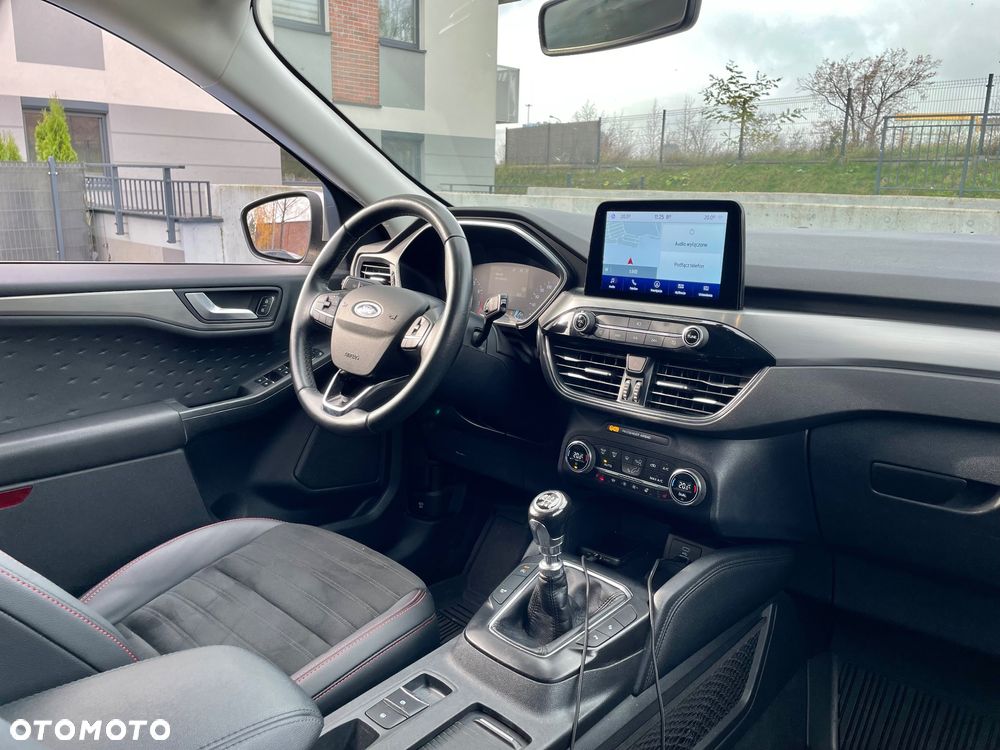 Ford Kuga 1.5 EcoBoost FWD Titanium X - 27