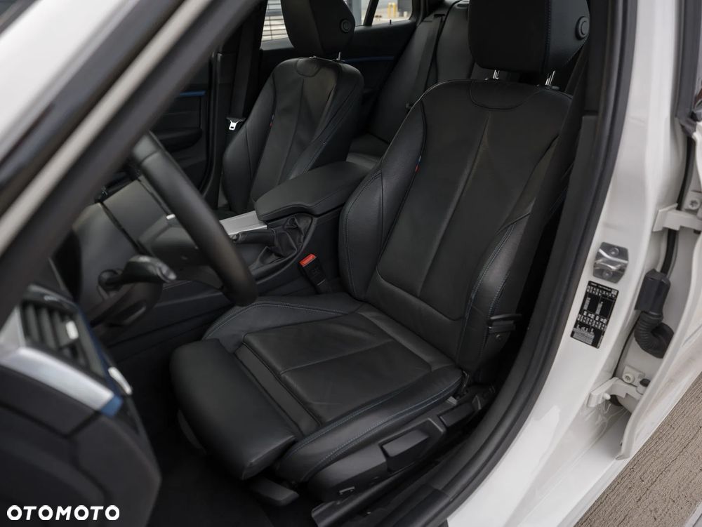 BMW Seria 3 320i GPF M Sport - 24