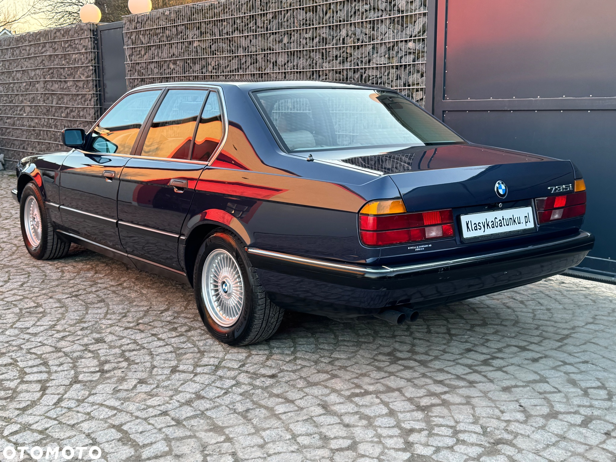 BMW Seria 7 735i - 27