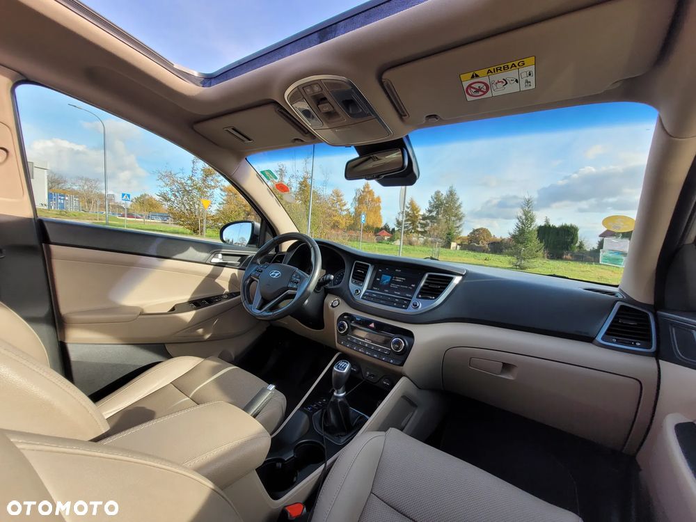 Hyundai Tucson 2.0 CRDI 2WD Style - 16