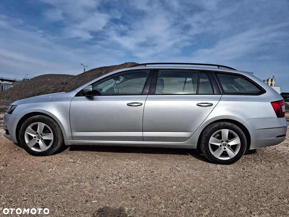 Skoda Octavia 1.6 TDI Ambition - 6