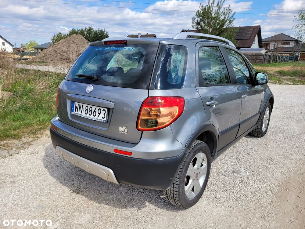 Fiat Sedici 1.6 16V 4x4 Emotion - 5