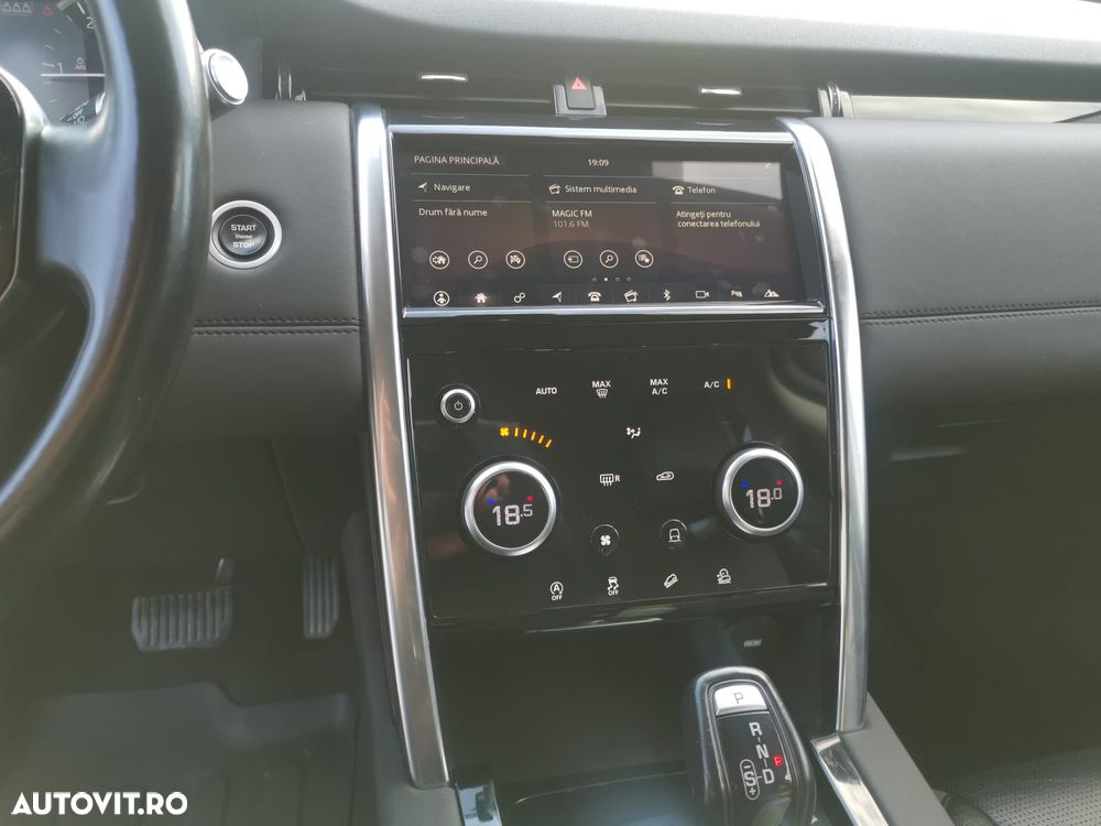 Land Rover Discovery Sport - 21
