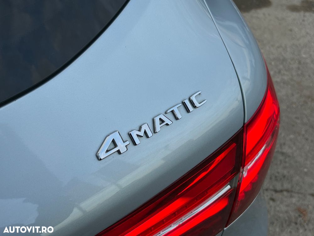 Mercedes-Benz GLC 250 d 4Matic 9G-TRONIC AMG Line - 29