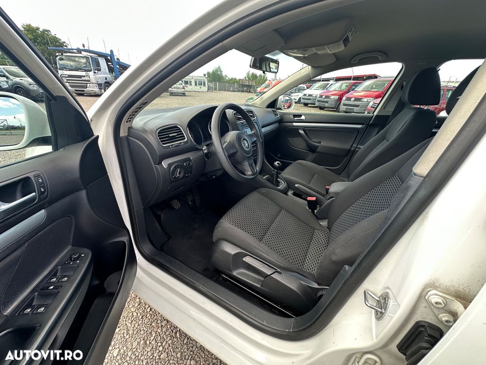Volkswagen Golf 1.6 TDI DPF BMT Trendline - 11