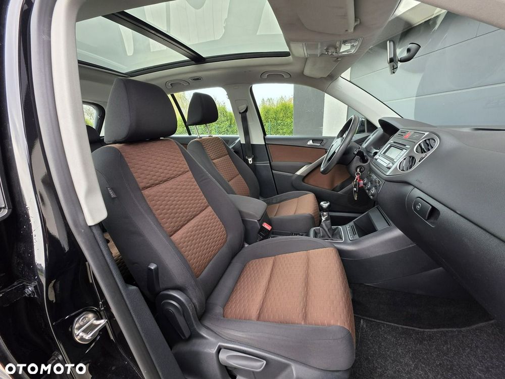 Volkswagen Tiguan - 24