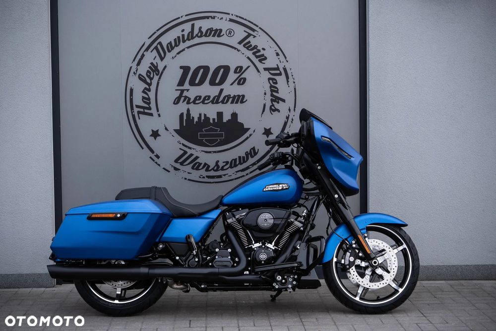 Harley-Davidson Touring Street Glide - 2