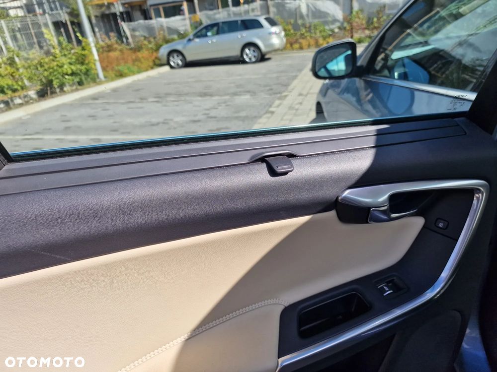 Volvo S60 - 30