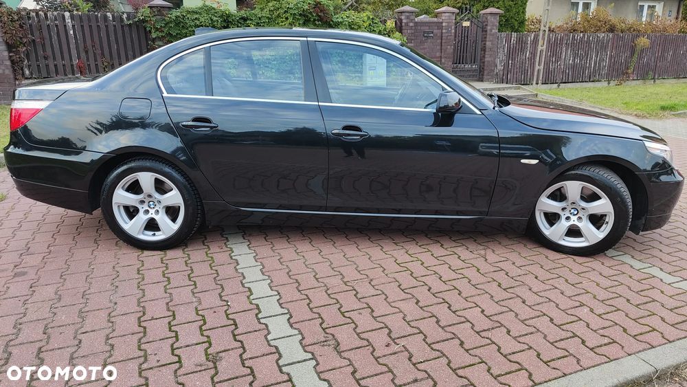 BMW Seria 5 520d - 5
