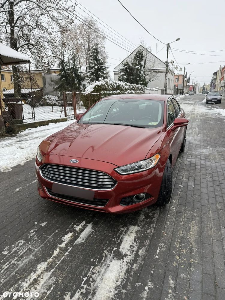 Ford Fusion - 2