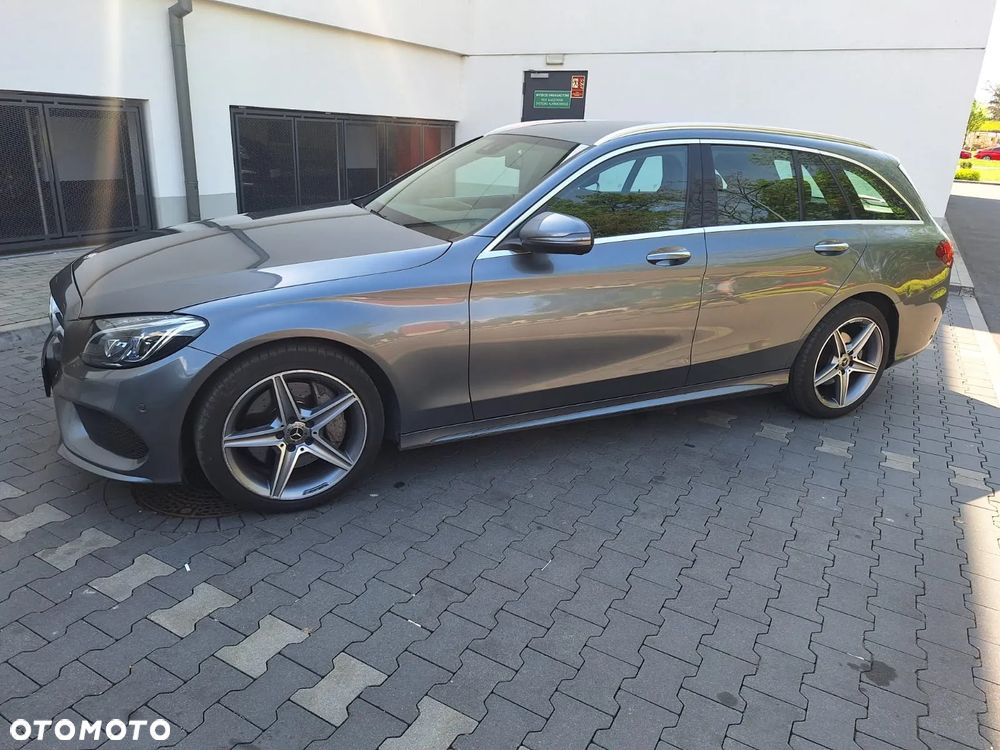 Mercedes-Benz Klasa C 250 d 4Matic T 9G-TRONIC AMG Line - 18