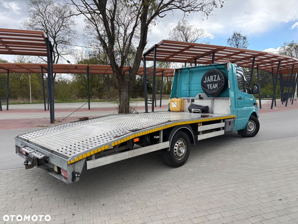 Mercedes-Benz Sprinter - 6