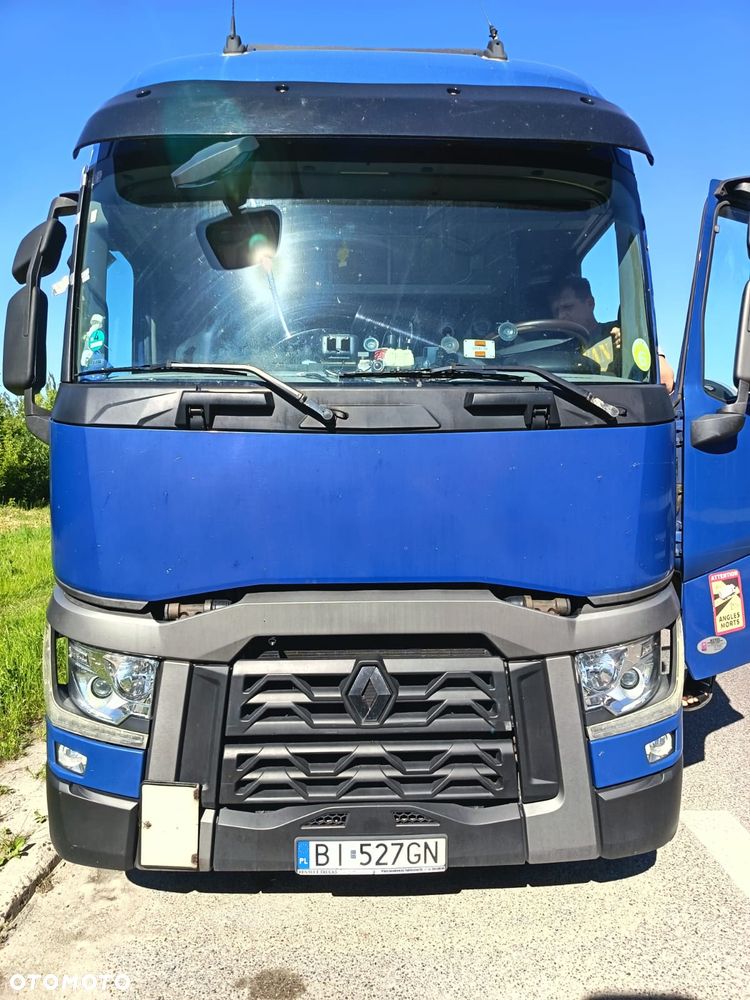 Renault T - 5
