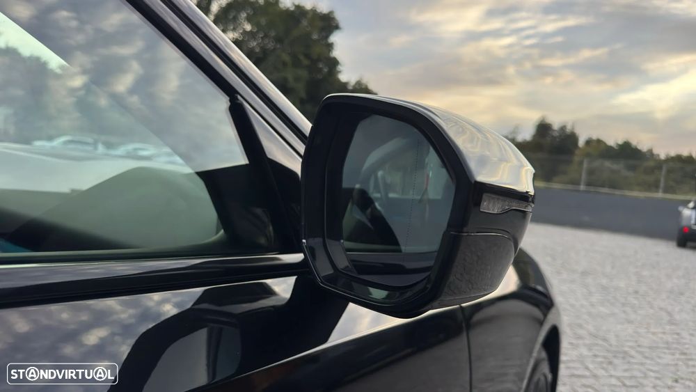 BMW i5 eDrive40 - 44