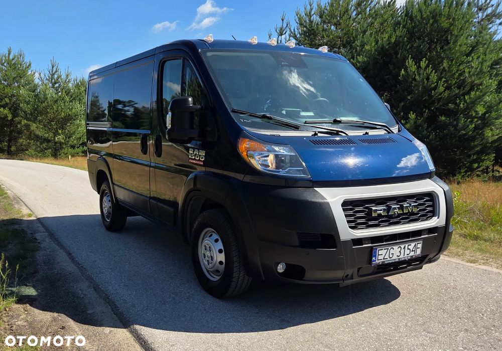 RAM PROMASTER 1500 - 5