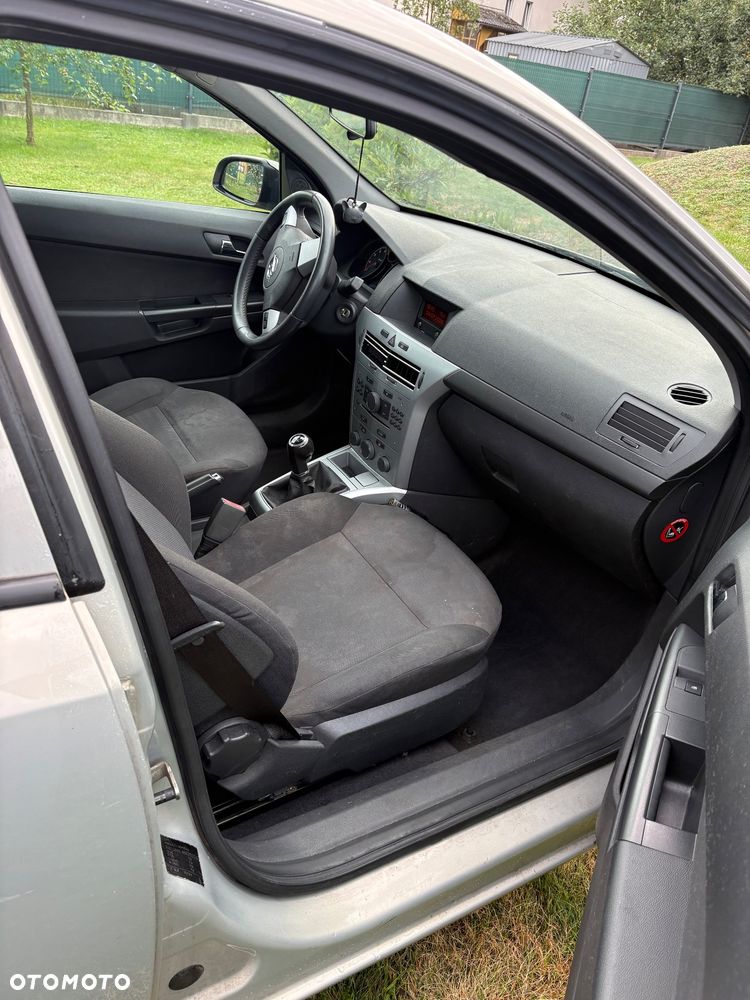 Opel Astra 1.4 - 6