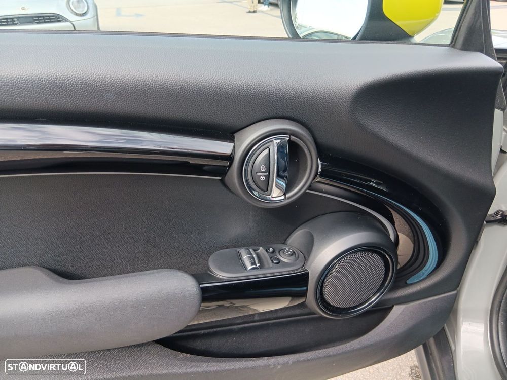 MINI 3 Portas Cooper SE - 15