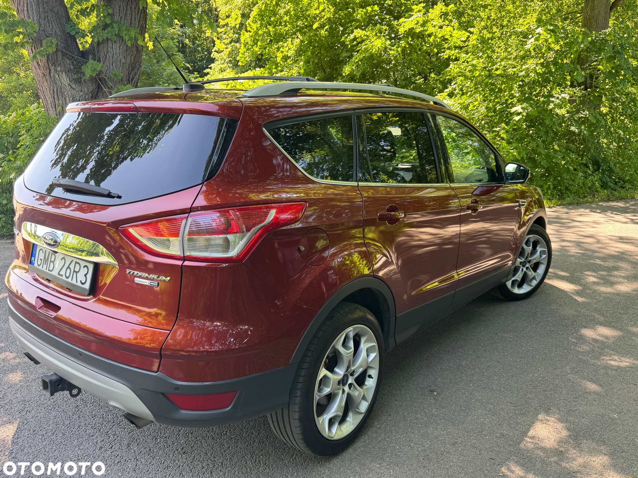 Ford Escape 2.0 EcoBoost AWD Titanium - 4