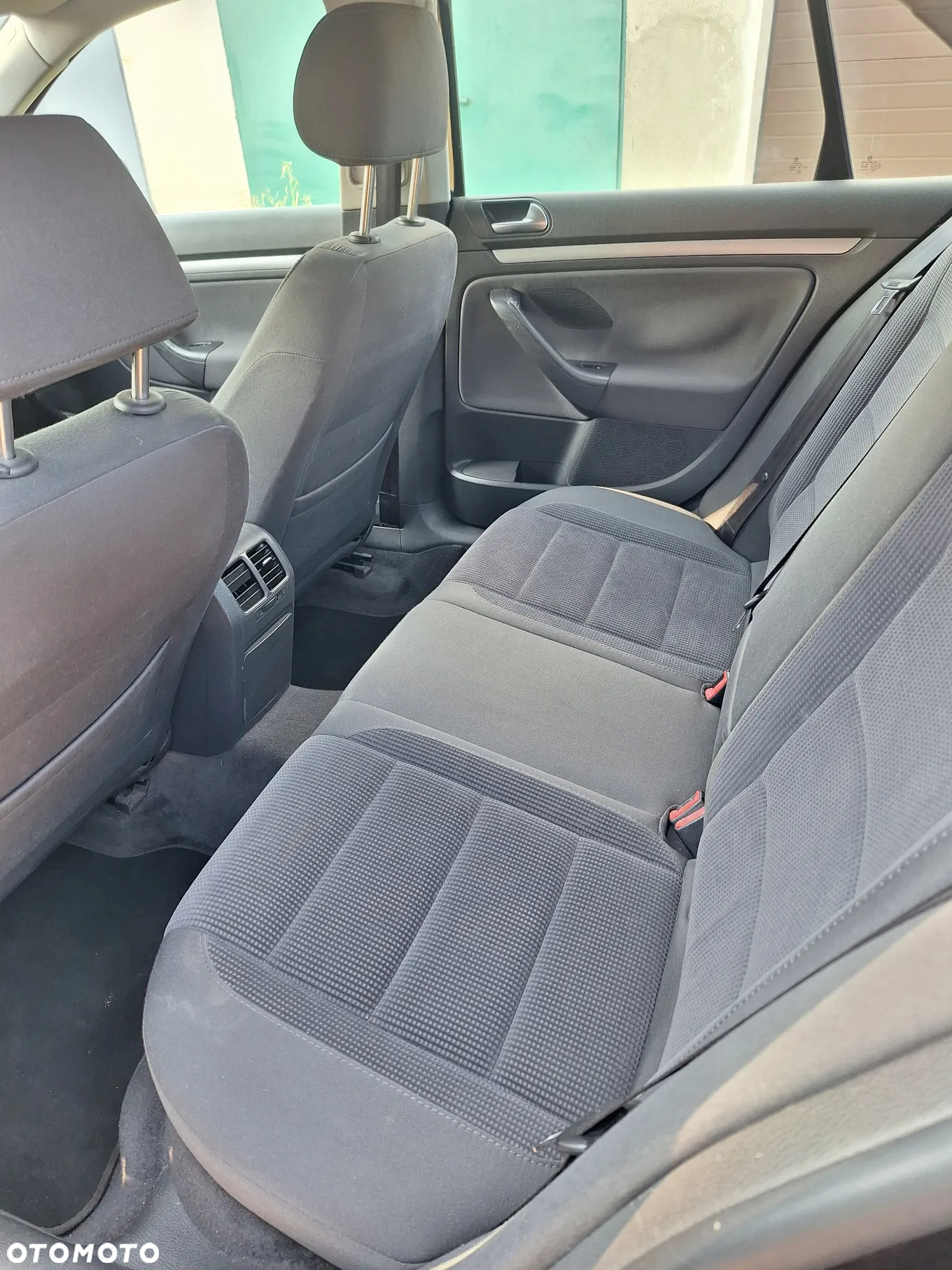 Volkswagen Jetta - 12