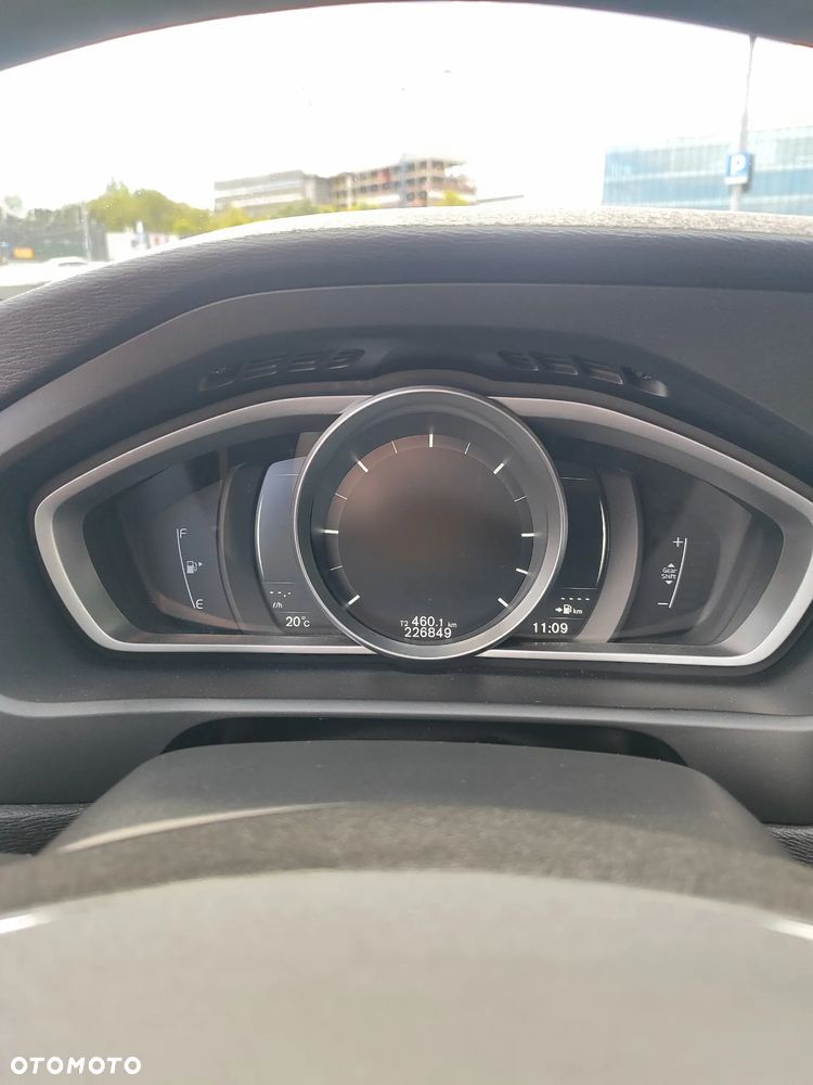 Volvo V40 D2 Momentum - 12