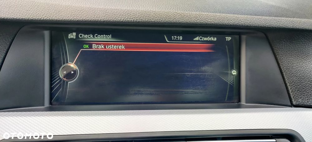 BMW Seria 5 M550d xDrive - 19