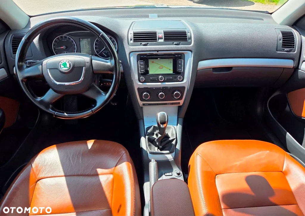 Skoda Octavia 1.6 TDI DPF Elegance Green tec - 31