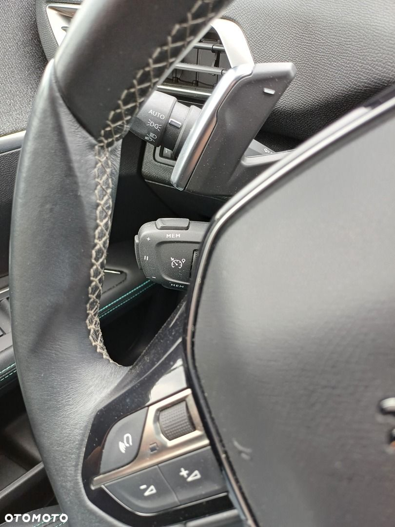 Peugeot 3008 - 24