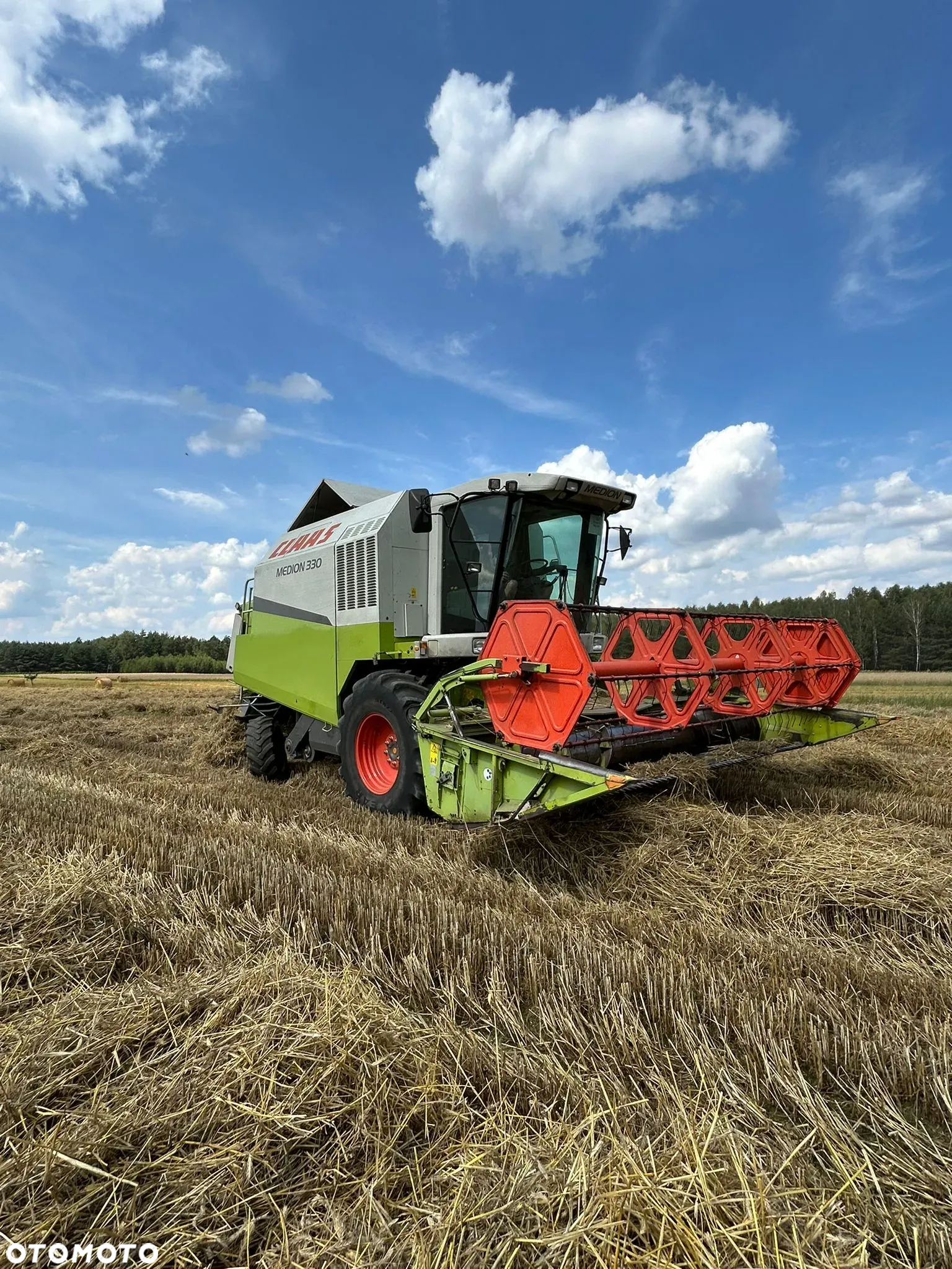 Claas Medion 330 - 5