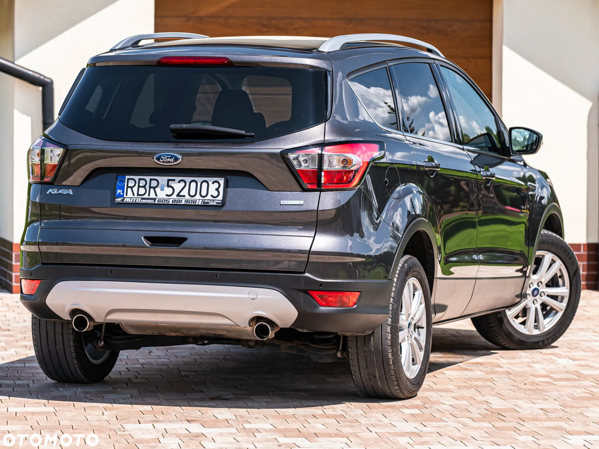 Ford Kuga 1.5 EcoBoost 2x4 SYNC - 3